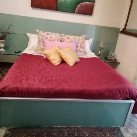 House Vintage-3